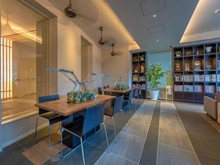 【東京都/新宿区富久町】富久クロスコンフォートタワー 共用施設：2階：クリエイティブラウンジ
