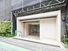 【東京都/中野区東中野】ブランズ東中野プレシアス エントランス：大規模修繕工事中