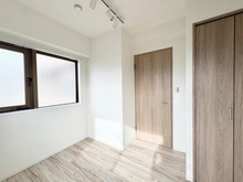 【東京都/杉並区堀ノ内】マートルコート杉並方南町 洋室
