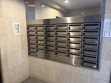 【東京都/杉並区下高井戸】キャニオングランデ桜上水 共用部：メールBOX