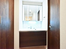 【東京都/渋谷区神宮前】ジェントルエア神宮前 洗面室