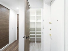 【東京都/港区港南】天王洲デュープレックス 収納：シューズインクローゼット