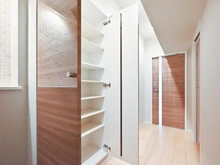 【東京都/新宿区下落合】高田馬場住宅 収納：下足入れ