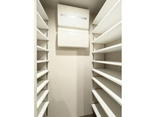 【東京都/新宿区市谷加賀町】ザ・パークハウス市谷加賀町 シューズインクローゼット