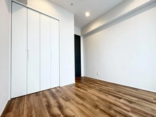 【東京都/新宿区富久町】ピアース四谷 洋室:約4.9帖