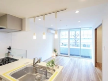 【東京都/港区南青山】ラヴォーグ南青山 リビング・ダイニング