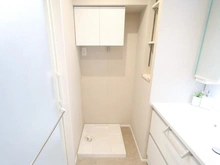 【東京都/港区南青山】ラヴォーグ南青山 洗濯機置き場