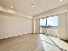 【東京都/新宿区西新宿】ハイネスロフティ 洋室