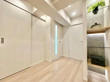 【東京都/新宿区西新宿】ハイネスロフティ 廊下