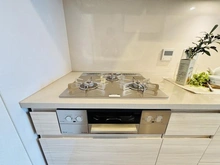 【東京都/新宿区四谷】クラッシィタワー新宿御苑 キッチン：三口コンロ