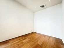 【東京都/新宿区富久町】富久クロスコンフォートタワー 洋室：4.帖