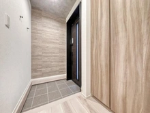 【東京都/新宿区四谷坂町】リムテラス四谷ザ・クラス 玄関