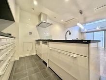 【東京都/新宿区市谷薬王寺町】アージュ薬王寺 キッチン