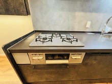 【東京都/渋谷区代々木】グランエクレール参宮橋 キッチン：三口コンロ