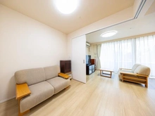 【東京都/新宿区大京町】マジェスティハウス新宿御苑パークナード 洋室（約4.0帖）・リビング