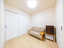 【東京都/新宿区大京町】マジェスティハウス新宿御苑パークナード 洋室：約4.0帖