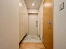 【東京都/新宿区市谷本村町】アトラス四谷レジデンス 玄関