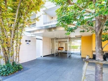 【埼玉県/戸田市南町】プラウド戸田公園フィールド エントランス