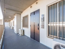 【東京都/足立区新田】ファインシティ王子神谷リバー＆フォレスト 玄関