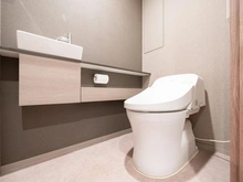 【東京都/板橋区坂下】プレミスト志村三丁目 トイレ：温水洗浄便座機能付き