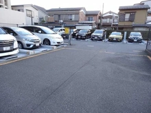 【埼玉県/戸田市南町】プラウド戸田公園アベニュー 駐車場