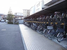 【埼玉県/戸田市南町】プラウド戸田公園アベニュー 駐輪場