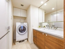 【埼玉県/志木市本町】プラウドシティ志木本町 センターコート 洗面室