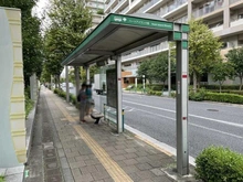 【東京都/足立区新田】オーベルグランディオハートアイランド バス停「ハートアイランド前」（現地より約80m）：