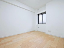 【埼玉県/川口市青木】ゼファー川口青木フェリシア 洋室：約5.3帖