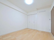 【埼玉県/川口市青木】ゼファー川口青木フェリシア 洋室：約6.0帖