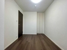 【埼玉県/志木市柏町】シーズンスイート志木の杜 洋室