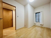 【埼玉県/朝霞市泉水】シティ・光陽朝霞泉水 洋室