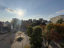 【東京都/北区赤羽南】モア・クレスト赤羽公園サンジェルム 眺望：南西側