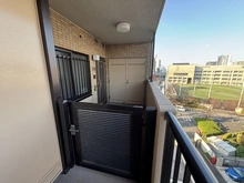 【東京都/北区赤羽南】モア・クレスト赤羽公園サンジェルム ポーチ