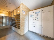 【東京都/北区赤羽南】モア・クレスト赤羽公園サンジェルム メールボックス・宅配ボックス