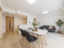 【埼玉県/川口市末広】グランレーヴ川口 LDK：約15.6帖のリビングダイニングキッチン
※リフォーム工事前の写真です