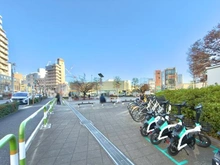 【東京都/北区王子】ルピナス王子駅前 北区立王子駅前公園（現地より約240m）