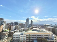 【東京都/北区岩淵町】カルム赤羽 眺望：10階南向きにつき、陽当たり眺望良好です