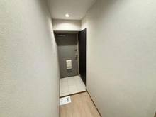 【京都府/京都市左京区聖護院円頓美町】ベレヴュー聖護院 北棟 玄関