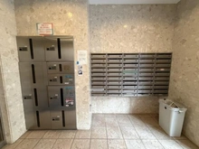 【京都府/京都市下京区松原通室町東入】プレサンス京都四条烏丸 メールBOX・宅配BOUX