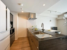 【京都府/京都市左京区下鴨高木町】ザ・リソシエ下鴨 キッチン