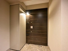 【京都府/京都市左京区下鴨高木町】ザ・リソシエ下鴨 ポーチ