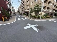 【京都府/京都市中京区蛸薬師通高倉東入】ローレルコート高倉 前面道路