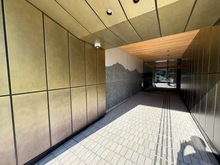 【京都府/京都市東山区五条橋東2丁目】レーベン清水五条 エントランス