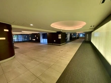 【京都府/京都市下京区室町通仏光寺上る】四条烏丸クロスマーク ロビー