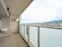 【滋賀県/大津市におの浜】プラウド大津におの浜 バルコニー：スロップシンク付きのバルコニーです