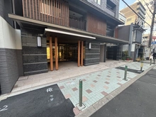 【京都府/京都市中京区寺町通二条下る】パラドール寺町二条グランデ アプローチ