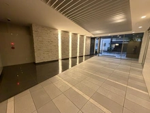 【京都府/京都市下京区醒ケ井通四条下る】ジ・アーバネックス京都烏丸 エントランス