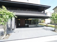 【京都府/京都市下京区油小路通五条下る】プレサンスロジェ京都烏丸五条 エントランス