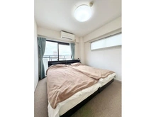 【京都府/京都市中京区堺町通二条上る】グラン・ドムール堺町二条 洋室:約6.2帖
※家具調度品は価格に含まれません